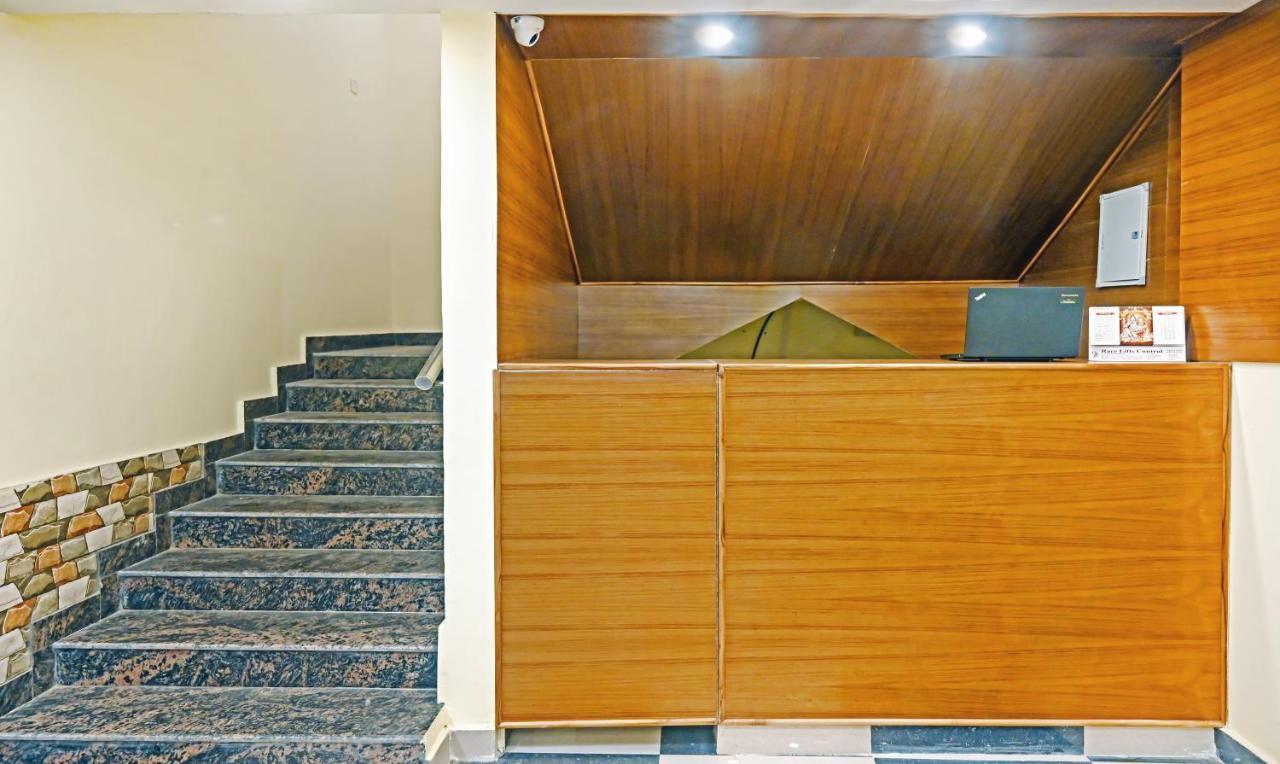 Treebo Dev With Valley View, Mall Road Manali  Exterior photo
